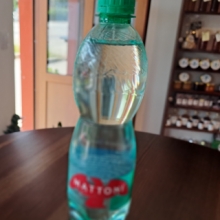 Mattoni jemně perlivá 0,5l PET 