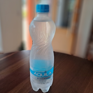 Aquila neperlivá 0,5l PET